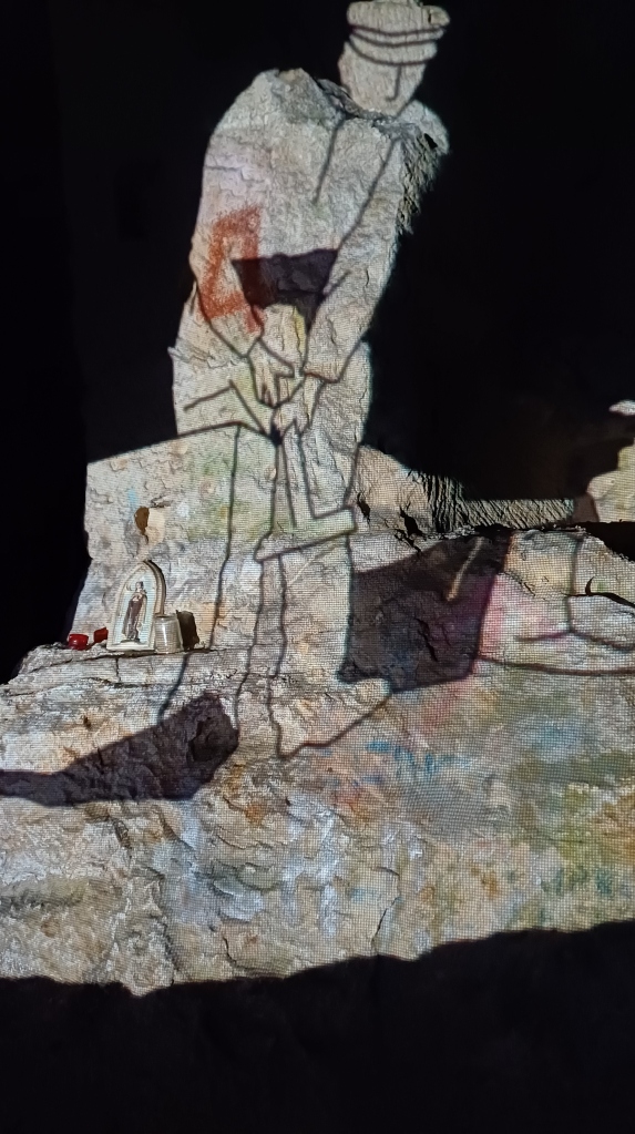 video mapping grottes Fontaine-Henry (14)
